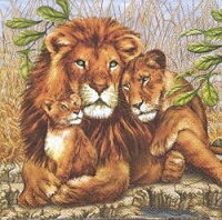 serviette en papier famille lion avec lionne lionceau savane sauvage